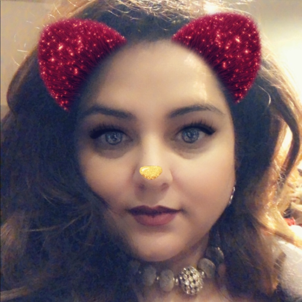 Meet your Posher, Vanessa